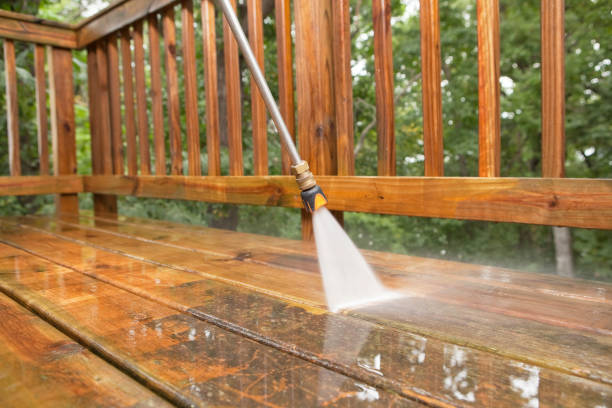 Best Pool Deck Cleaning  in Bryan, TX